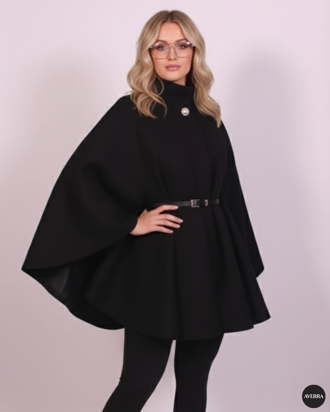 Elegant Cape – Averra