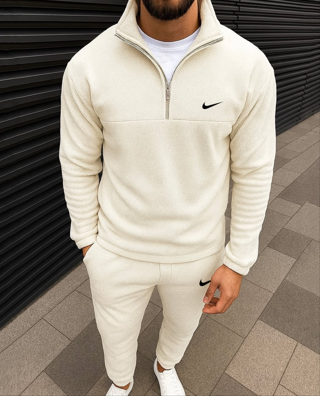 Men’s Signature Fleece Quarter-Zip and Joggers Set
