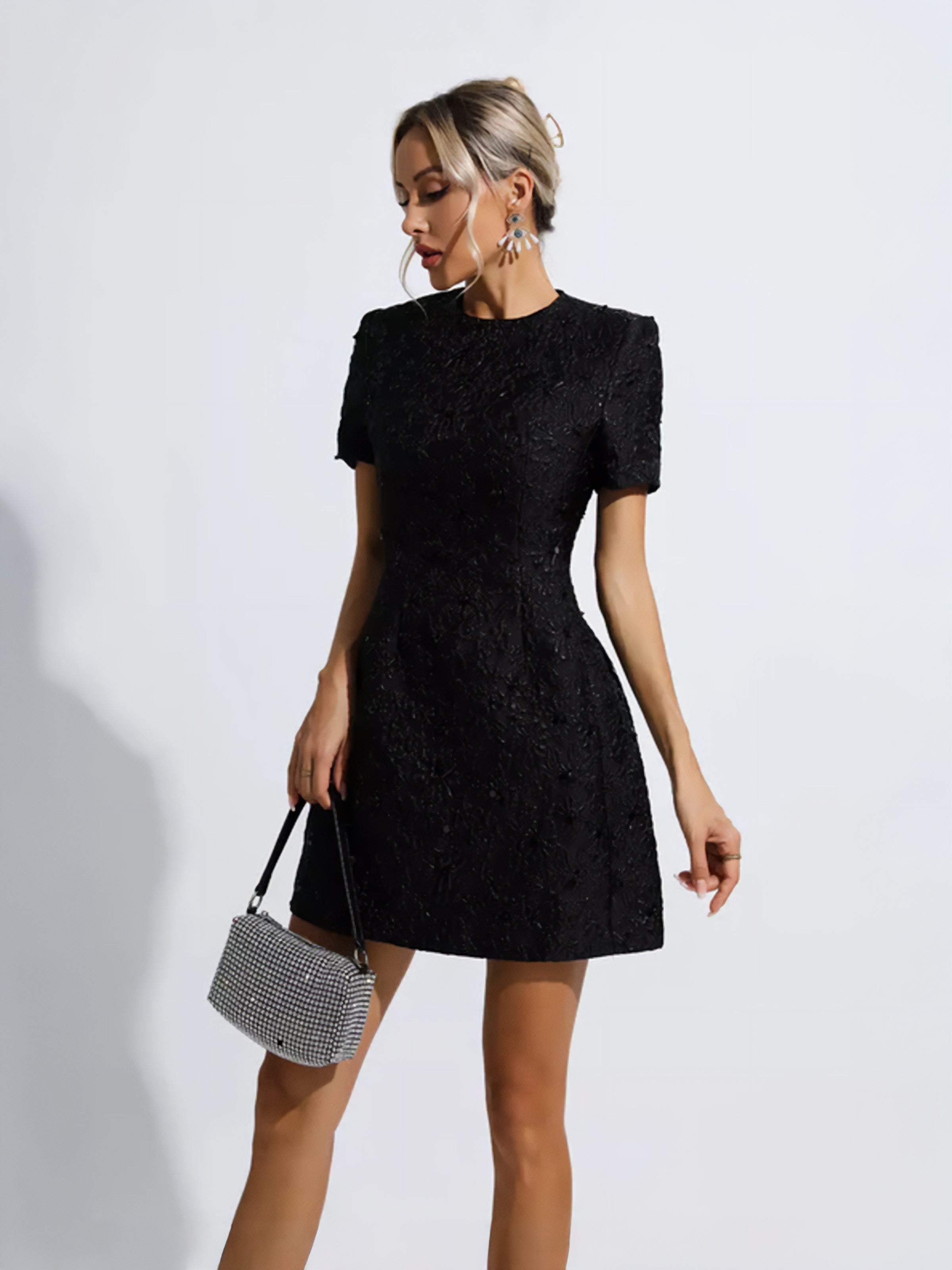 Averra™ | Elegant Floral Mini Dress