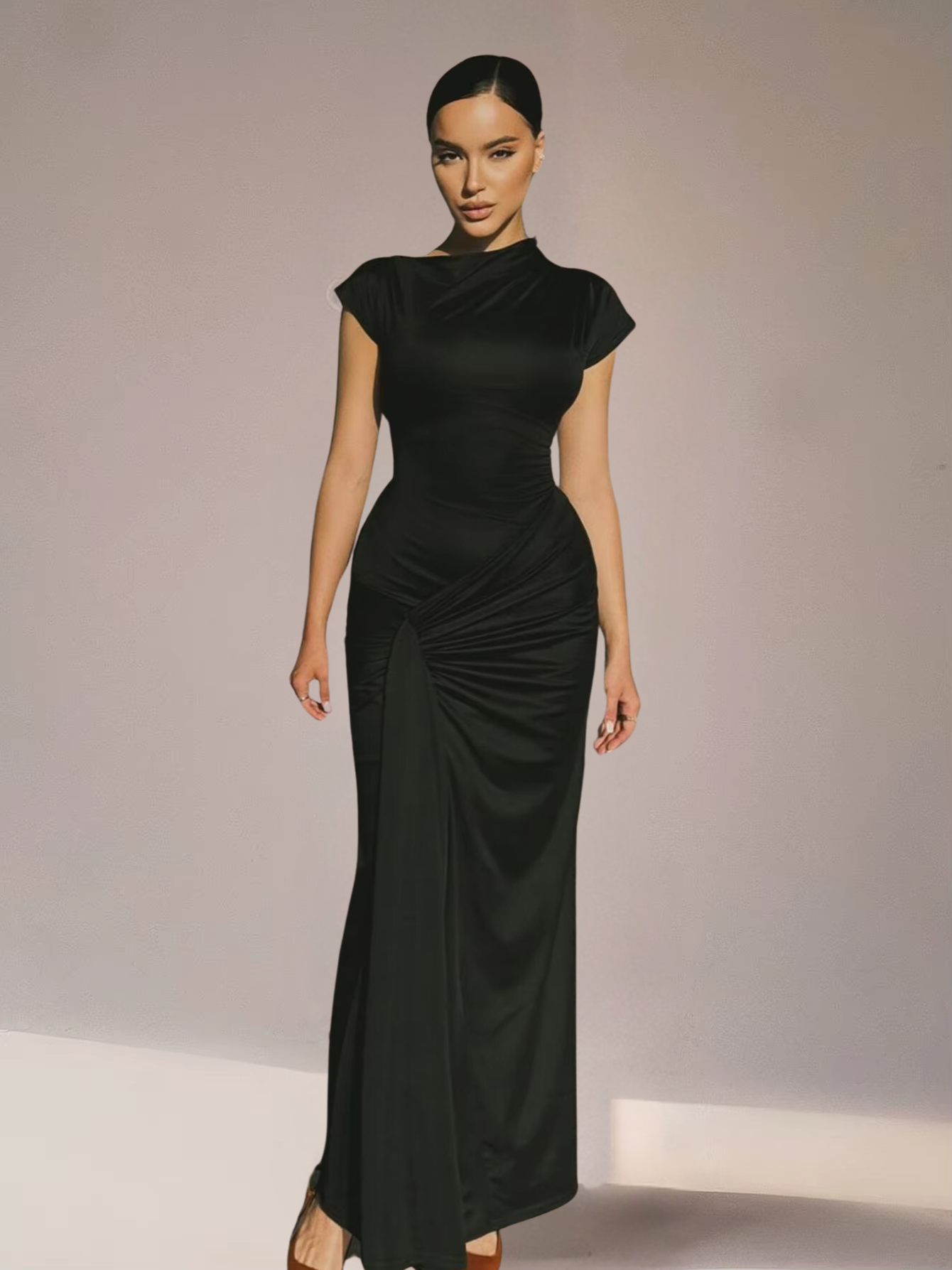 Averra™ | Mirabelle Flattering Maxi Gown
