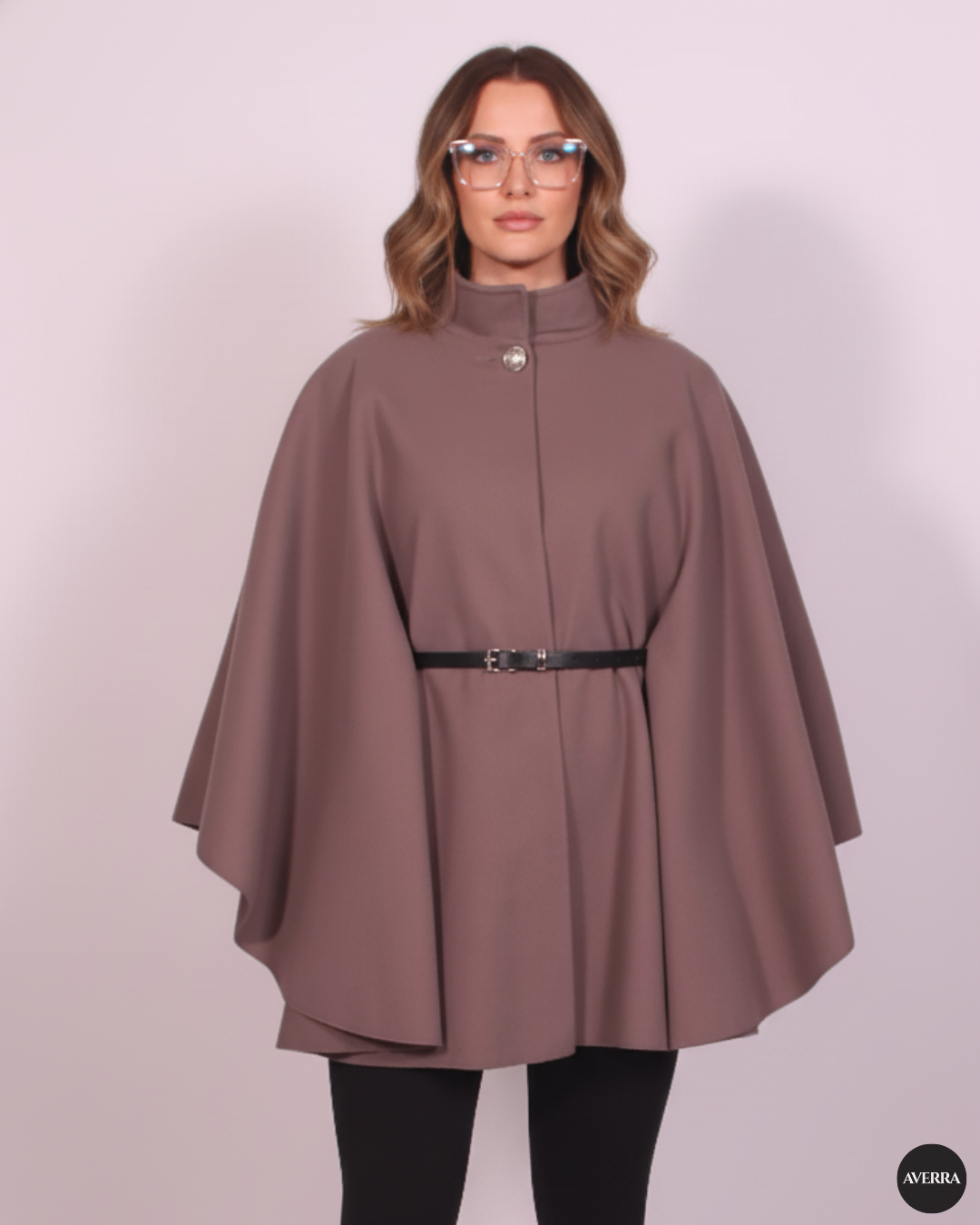 Elegant Cape – Averra