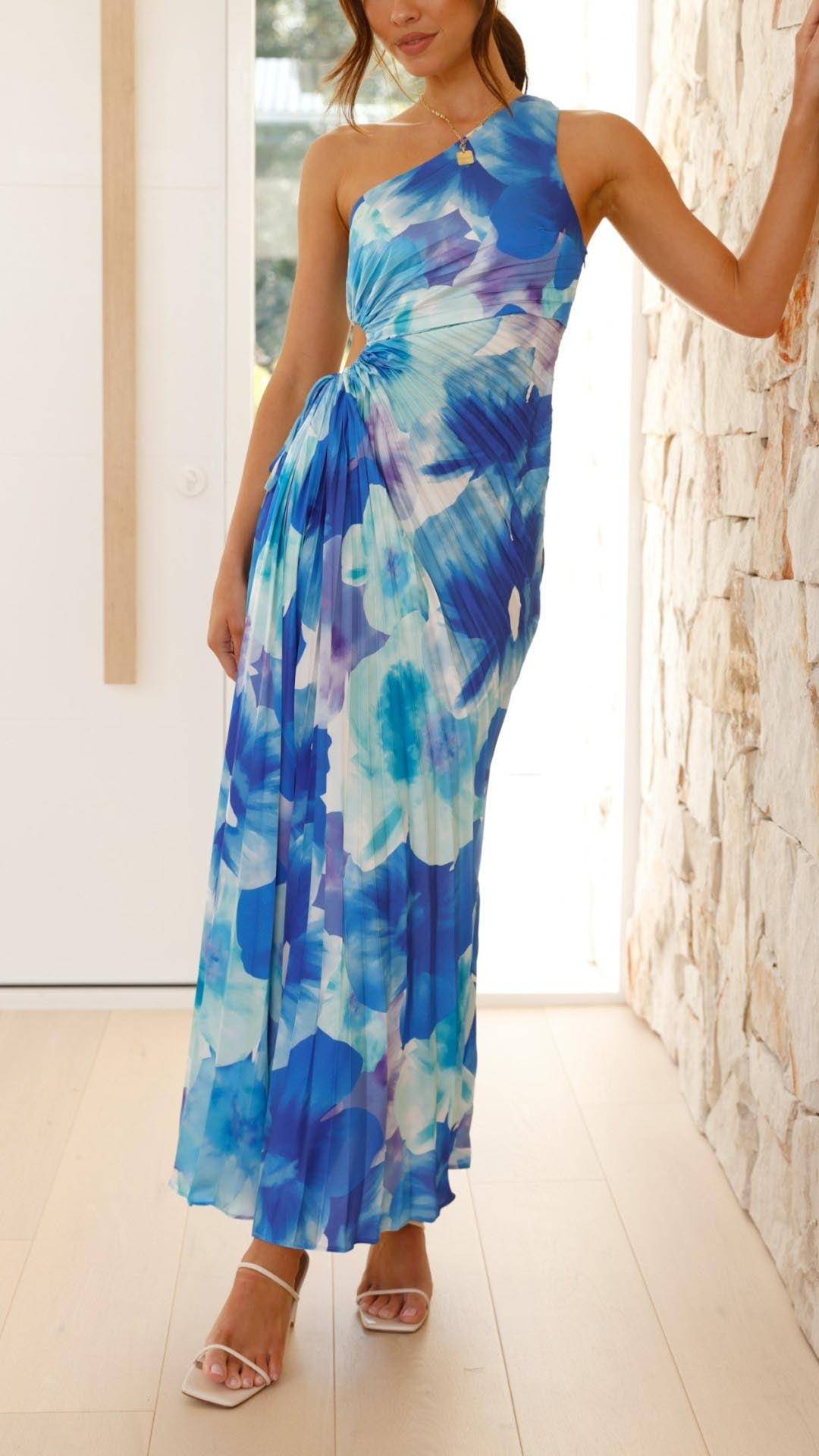 Averra™ | Floral Pleated One Shoulder Maxi Dress