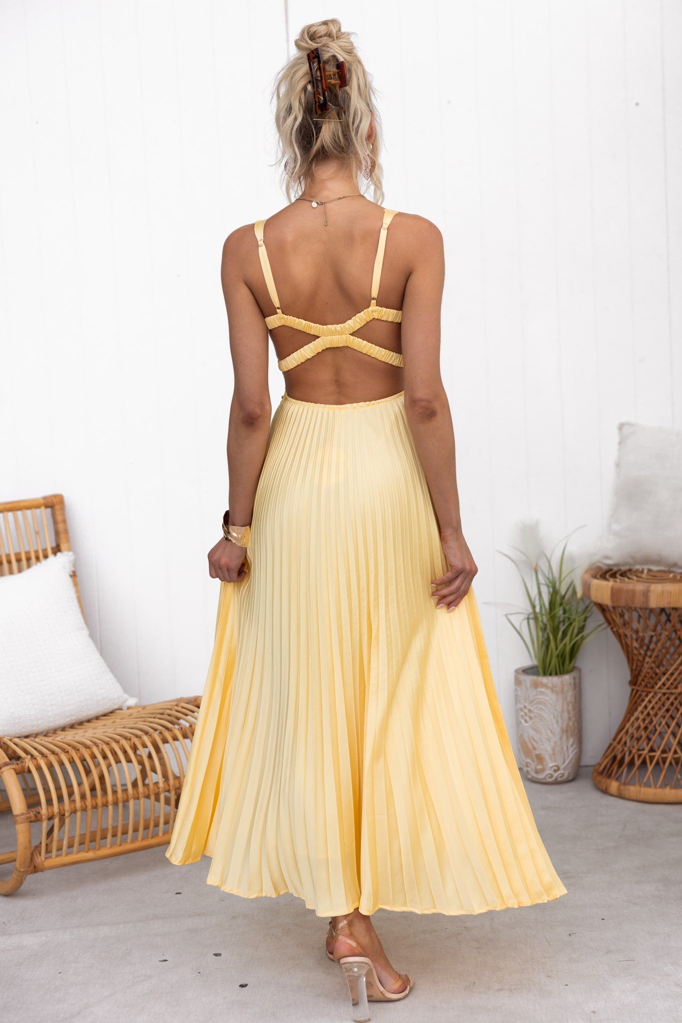 Averra™ | Yellow V-Neck Maxi Dress