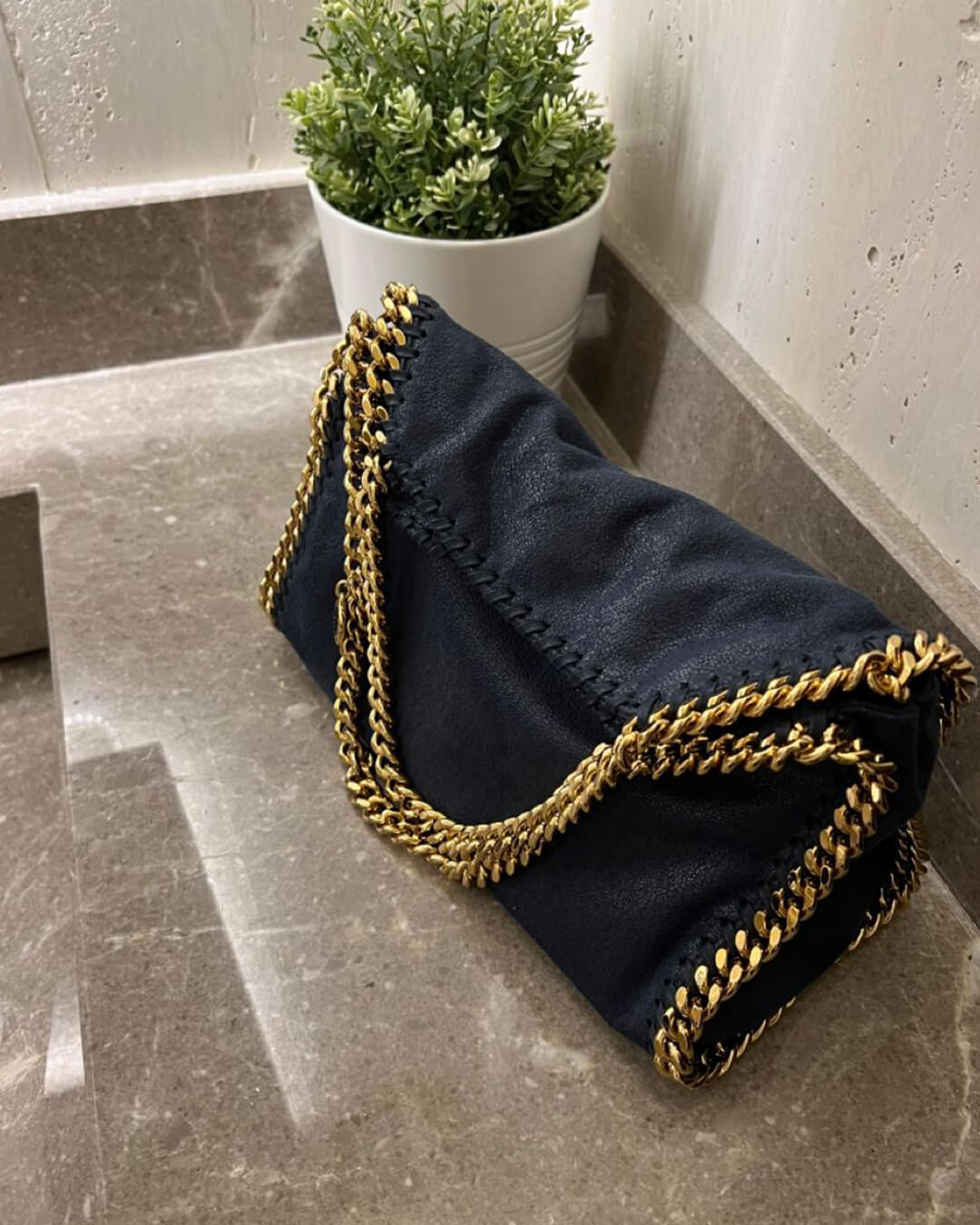 Emma™ | Damen Handtasche mit eleganter Kette